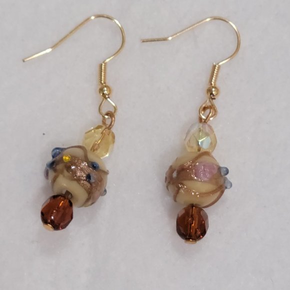 Amber and cream glass bead necklace and earrings - Picture 2 of 5